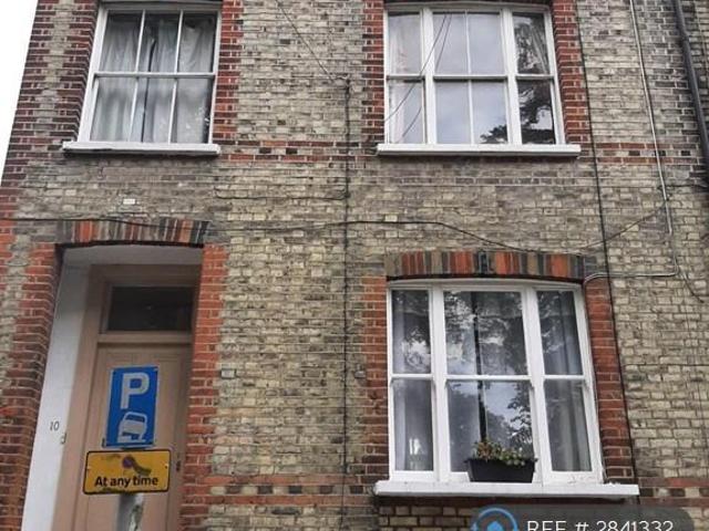 4 bedroom maisonette to rent