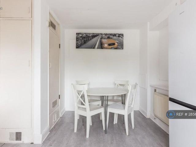 4 bedroom maisonette to rent