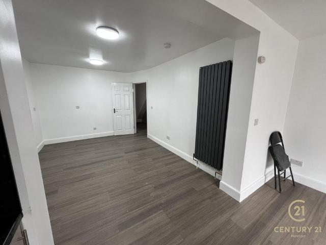 4 bedroom maisonette to rent