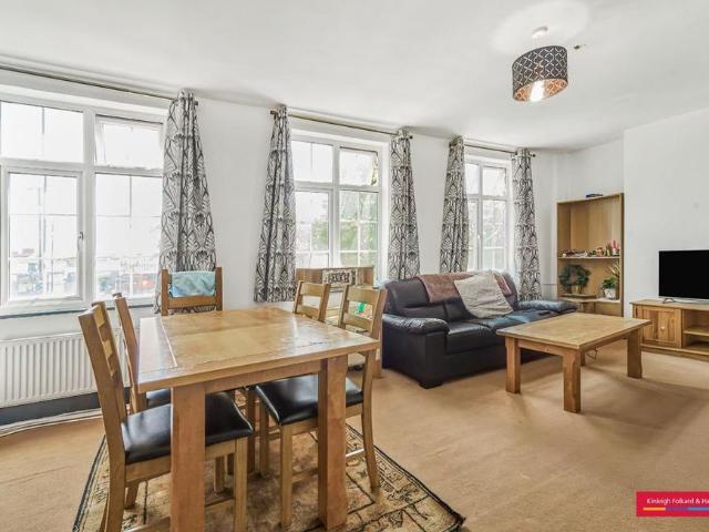 4 bedroom maisonette to rent