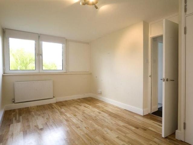 4 bedroom maisonette to rent