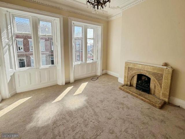 4 bedroom maisonette to rent