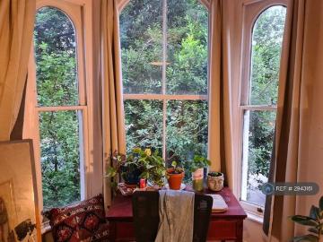 4 bedroom maisonette to rent