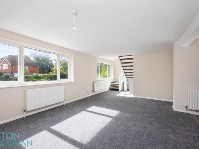 4 bedroom maisonette to rent