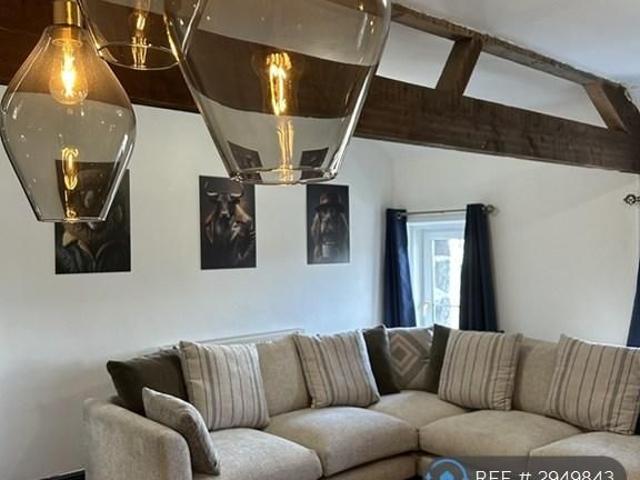 4 bedroom maisonette to rent