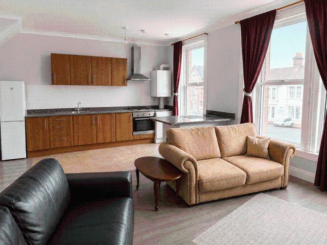 4 bedroom maisonette to rent