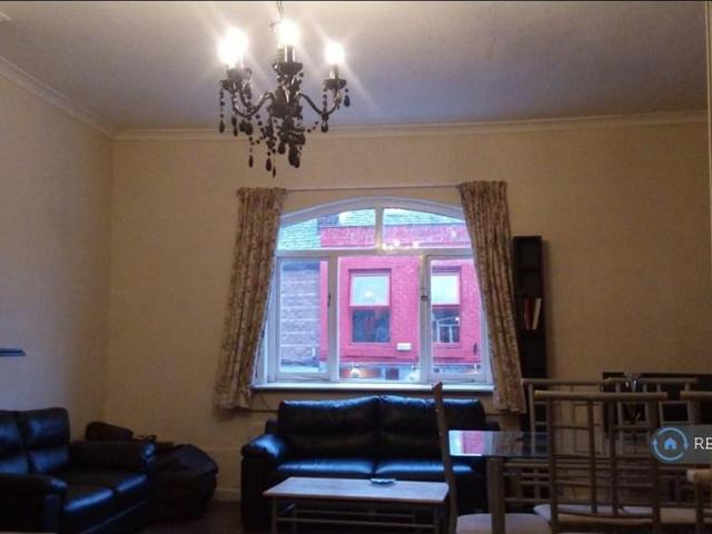 4 bedroom maisonette to rent