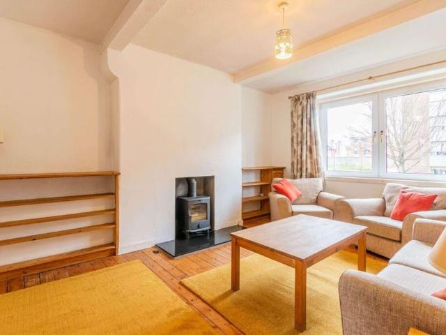 4 bedroom maisonette to rent