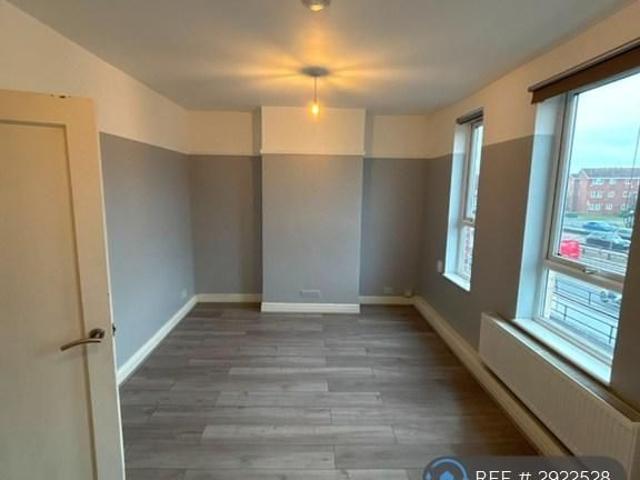 4 bedroom maisonette to rent