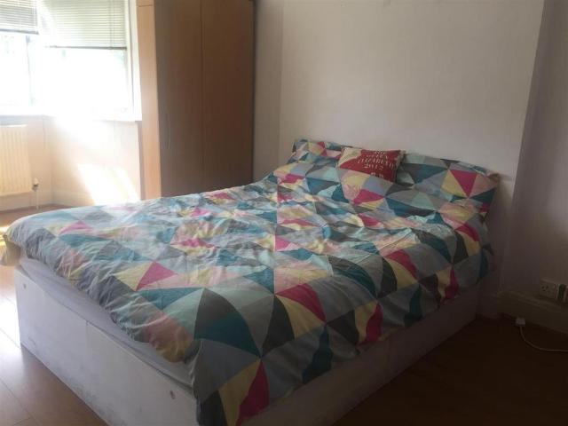 4 bedroom maisonette to rent