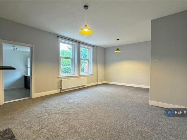 4 bedroom maisonette to rent