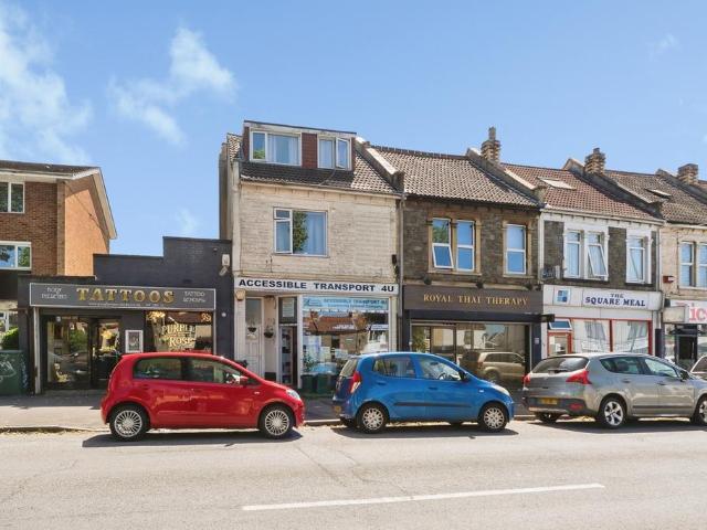4 bedroom maisonette for sale