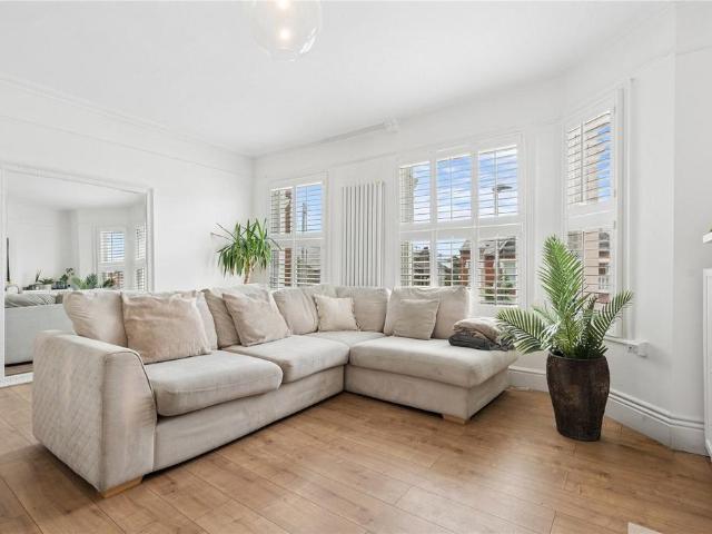 4 bedroom apartment for sale