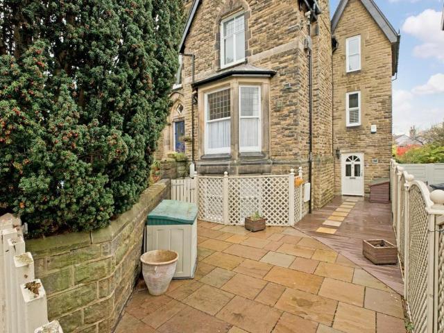 4 bedroom maisonette for sale