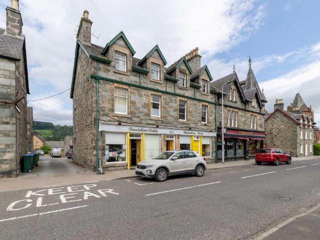 4 bedroom maisonette for sale