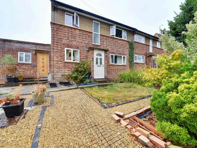 4 bedroom maisonette for sale