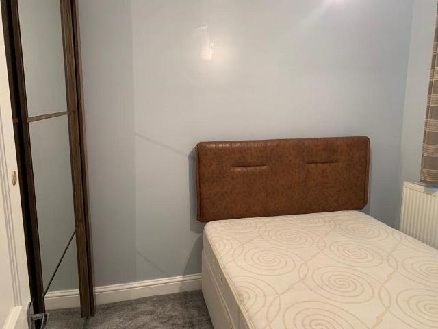 4 bedroom maisonette for rent