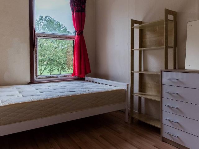 4 bedroom maisonette for rent