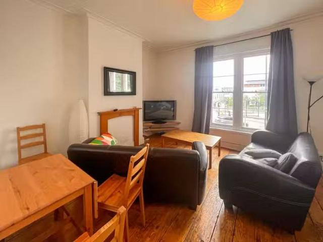 4 bedroom maisonette for rent in St Georges Road, City Centre.