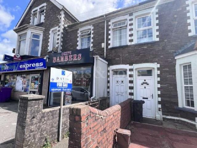 4 Bedroom Maisonette Flat