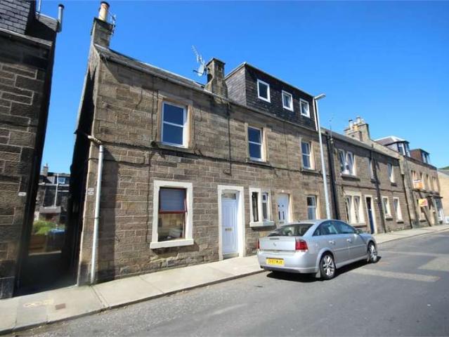 4 Bedroom Maisonette Flat