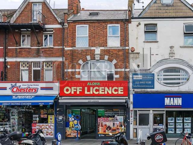 4 Bedroom Maisonette Flat