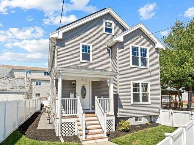 4 bedroom, Malden MA 02148 103496903
