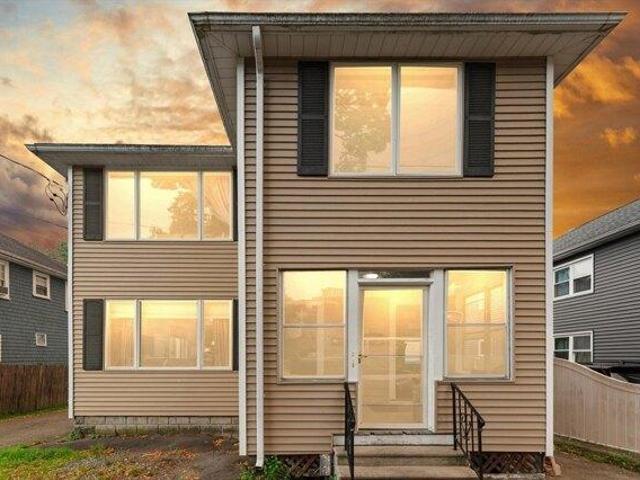 4 bedroom, Malden MA 02148 105536765