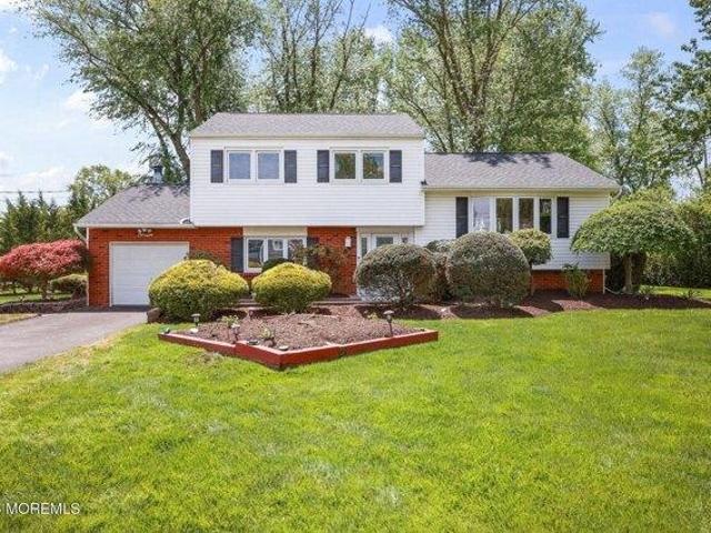 4 bedroom, Manalapan NJ 07726 104441236