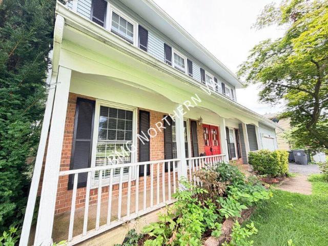 4 bedroom, Manassas VA 20110 104201282