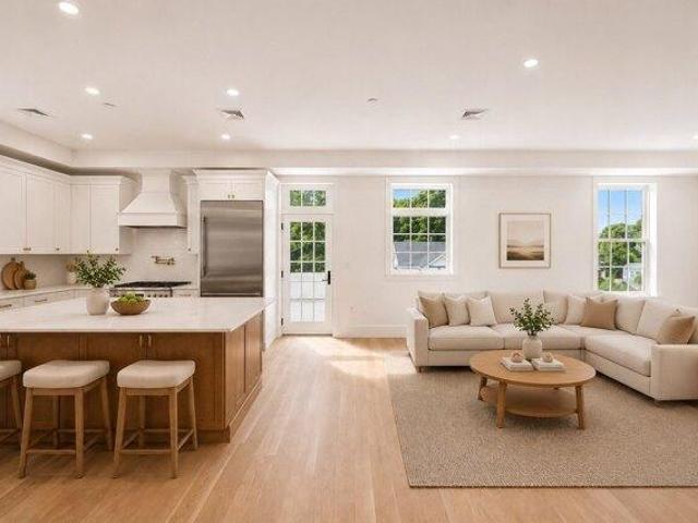 4 bedroom, Marblehead MA 01945 105404134