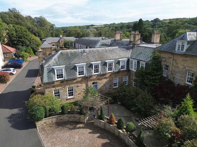 4 bedroom mews for sale