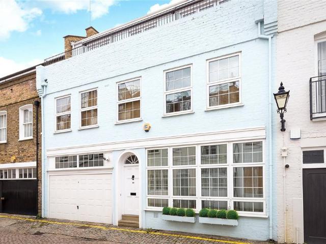 4 bedroom terraced house for sale