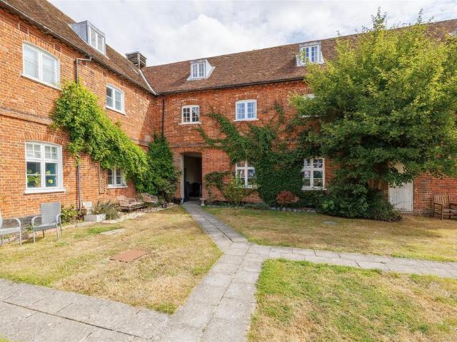 4 bedroom mews for sale