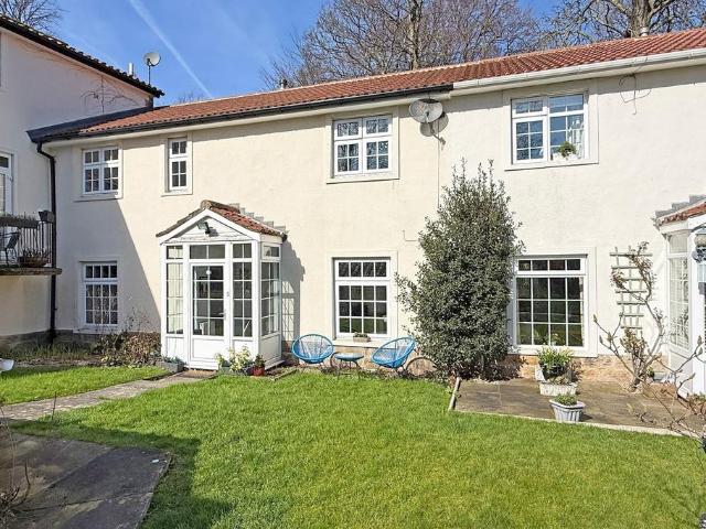 4 bedroom mews for sale