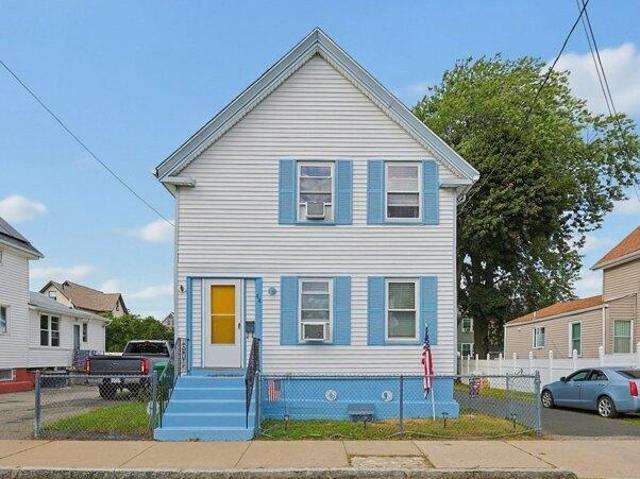 4 bedroom, Medford MA 02155 105438442
