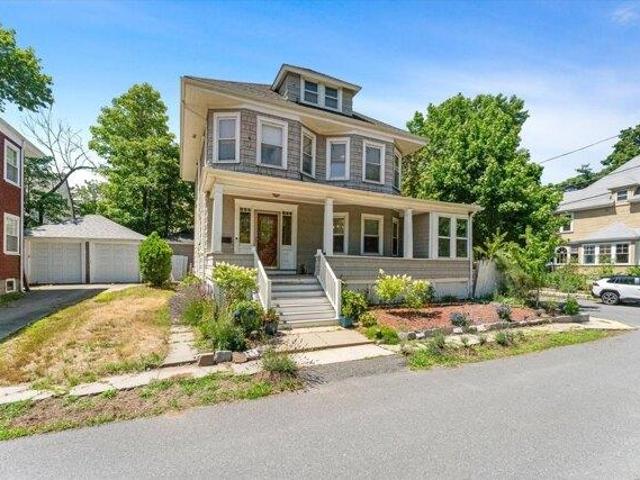 4 bedroom, Medford MA 02155 105476751