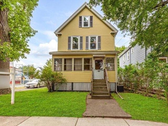 4 bedroom, Medford MA 02155 105558523
