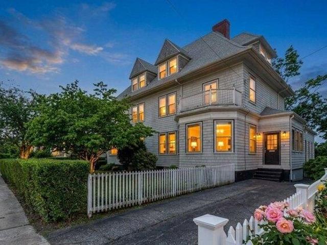 4 bedroom, Medford MA 02155 105561053