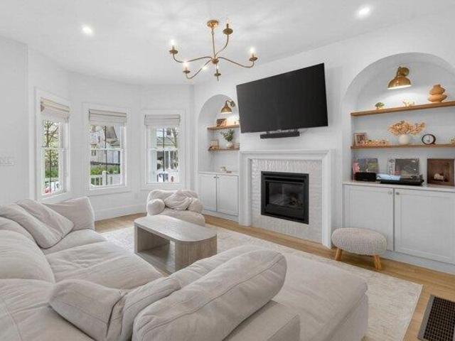 4 bedroom, Medford MA 02155 105586756
