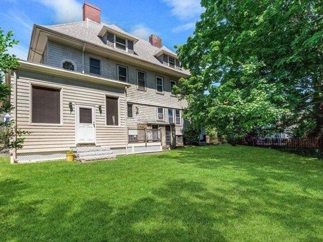4 bedroom, Medford MA 02155 105387299
