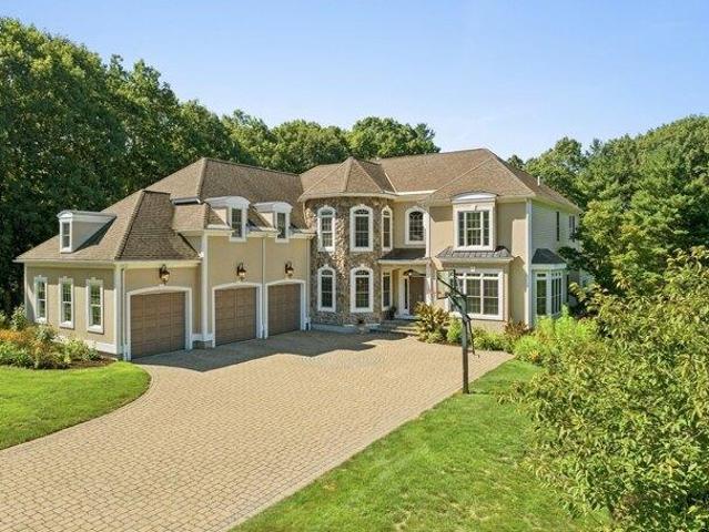 4 bedroom, Medfield MA 02052 105548731