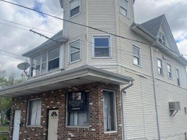 4 bedroom, Meriden CT 06451 104477885