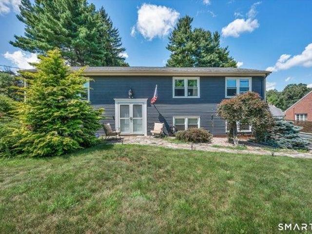 4 bedroom, Meriden CT 06451 105497361