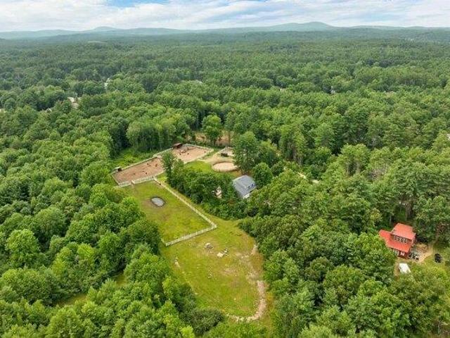 4 bedroom, Merrimack NH 03054 104351689