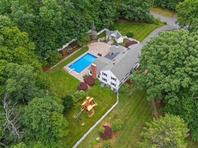 4 bedroom, Merrimack NH 03054 104331107