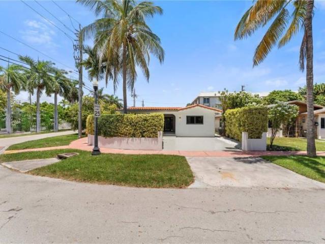 4 bedroom, Miami Beach FL 33141 105804019