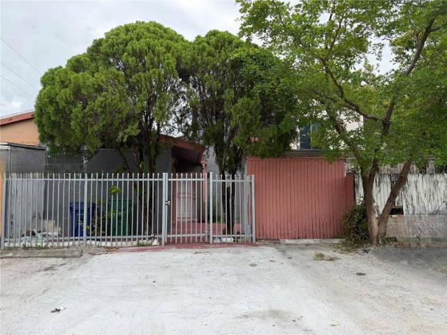 4 bedroom, Miami Gardens FL 33169 103301174