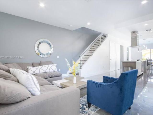 4 bedroom, Miami FL 33133 105280451
