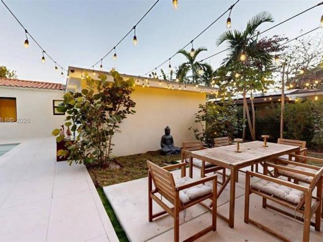 4 bedroom, Miami FL 33145 105623237
